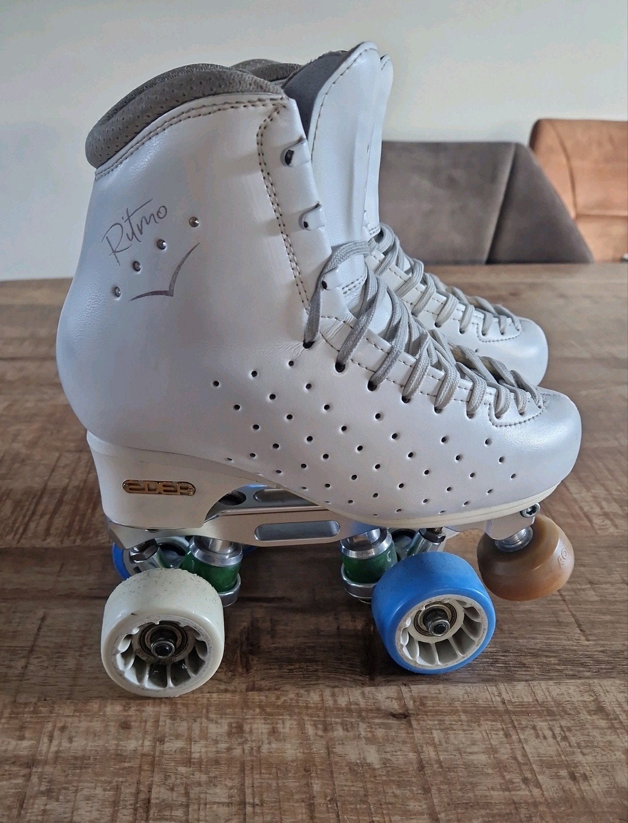 Edea Ritmo rolschaatsen met Roll-Line Mistral onderstel, Ophalen of Verzenden, Gebruikt