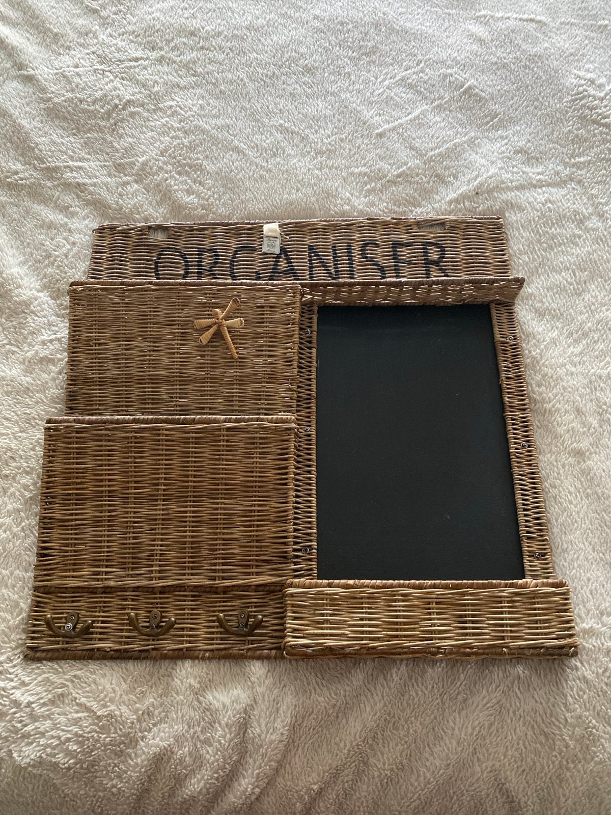 Riviera Maison Rotan Organizer met Krijtbord en Haken, Ophalen, Gebruikt, Landelijk, Natuurlijk materiaal