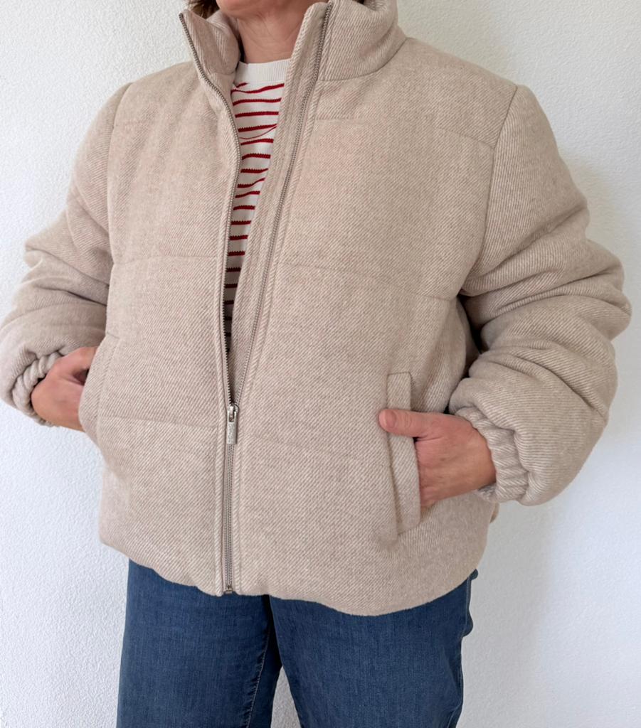 Cotton Club winter Pufferjack - Zo goed als nieuw, Kleding | Dames, Jassen | Winter, Ophalen of Verzenden, Zo goed als nieuw, Maat 42/44 (L)