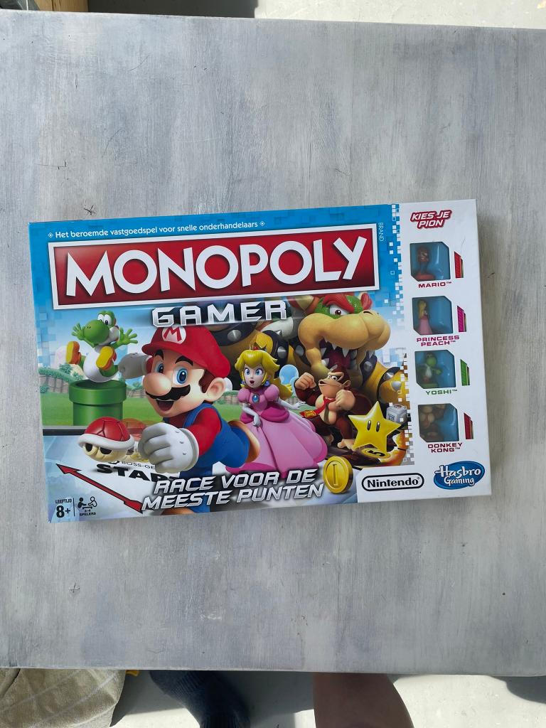 Monopoly - Nintendo Edition, Hobby en Vrije tijd, Gezelschapsspellen | Bordspellen, Een of twee spelers, Ophalen of Verzenden