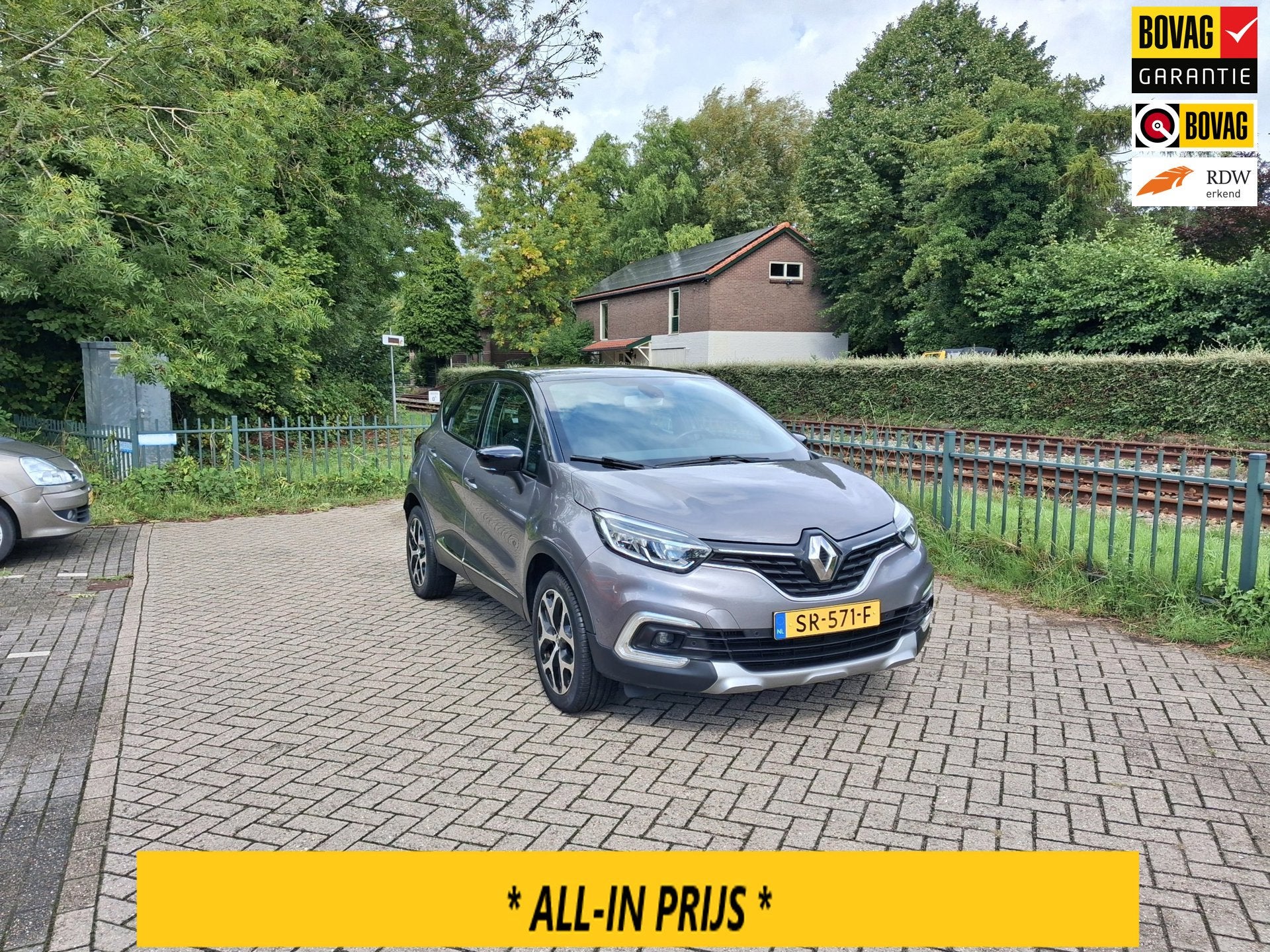 Renault Captur 0.9 TCe Intens LED clima Navi pdc lage km ALL, Voorwielaandrijving, Stof, Gebruikt, 620 kg