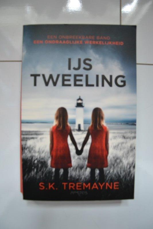 S.k. Tremayne - ijstweeling., Boeken, Ophalen of Verzenden, Zo goed als nieuw, S.K. Tremayne