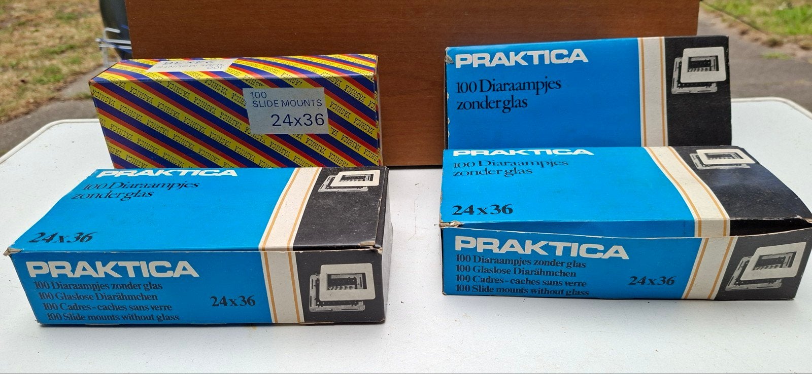 Dia raampjes 24x36 - Praktica en Yashica, Ophalen, Nieuw