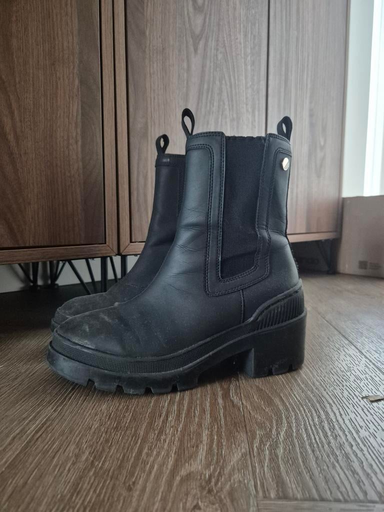 Tommy hilfiger laarsjes maat 39, Kleding | Dames, Schoenen, Zwart, Lage of Enkellaarzen, Ophalen of Verzenden, Gedragen