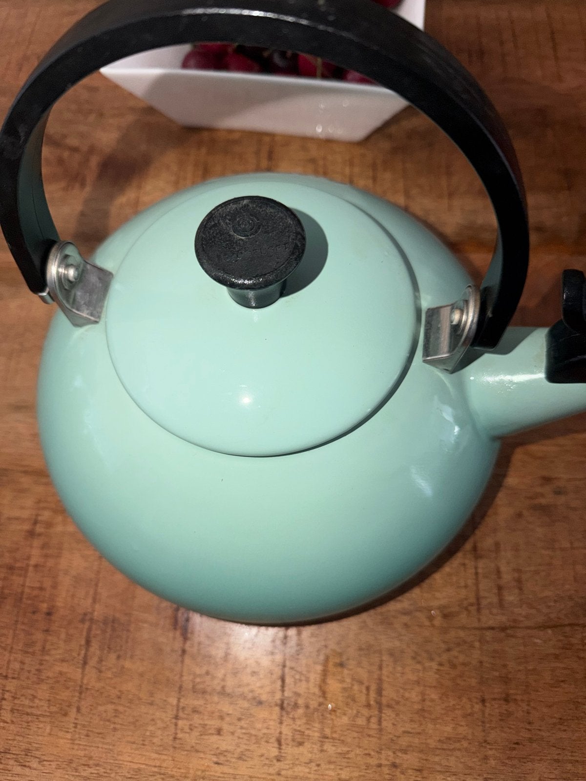 Le Creuset fluitketel - Mintgroen - 1.5L, Groen, Ophalen of Verzenden, Zo goed als nieuw, Metaal