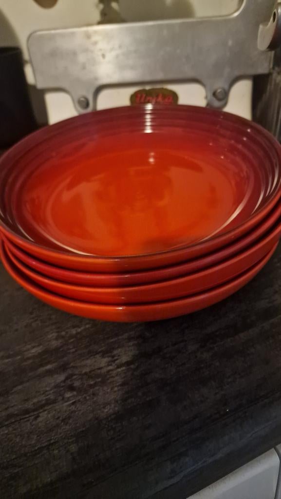 Le creuset kersenrode diepe borden, set van 4, Ophalen of Verzenden, Glas, Overige stijlen, Bord(en)
