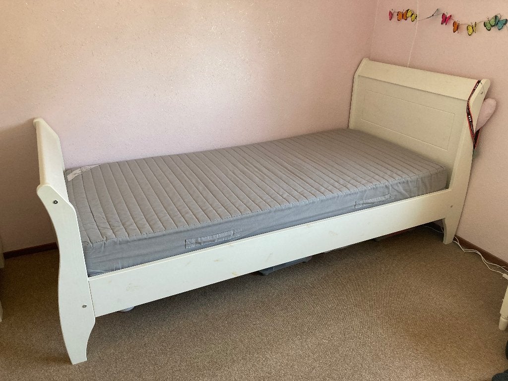 Prachtig wit bed,stevig hout met lattenbodem - 1 pers., Ophalen, 90 cm, Eenpersoons, Wit