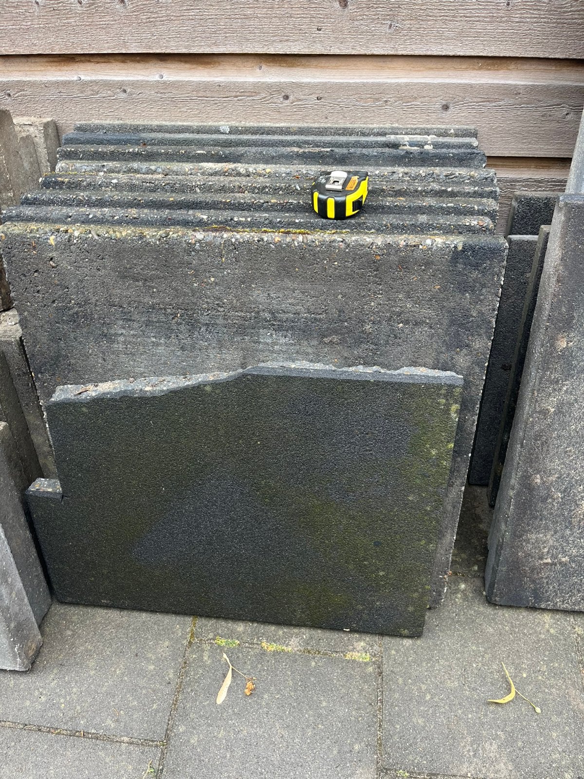 Gratis Antraciete tuintegels ca. 3m2, Ophalen, Beton, Terrastegels