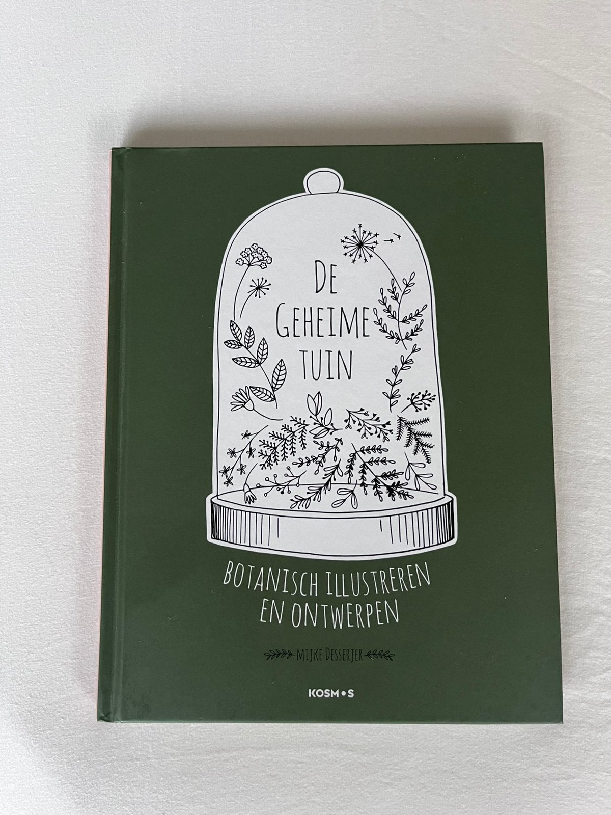 Mijke Desserjer - De geheime tuin, Boeken, Ophalen of Verzenden, Zo goed als nieuw, Mijke Desserjer