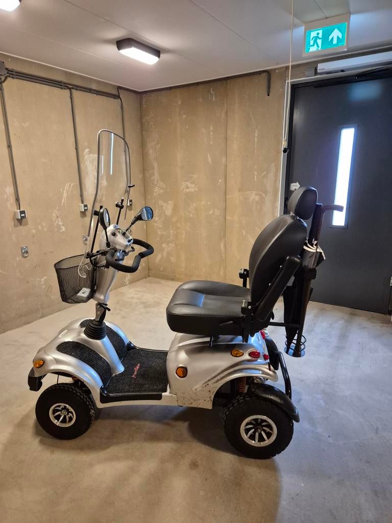 Scoot mobiel, Diversen, Brommobielen en Scootmobielen, Ophalen, Zo goed als nieuw, 16 km/u of meer, Mango