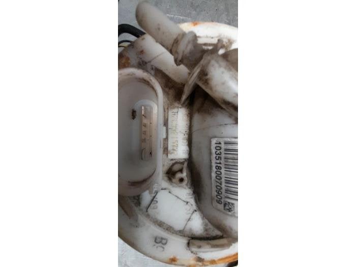 Brandstofpomp Elektrisch van een Volkswagen Passat, Gebruikt, -, Volkswagen, -