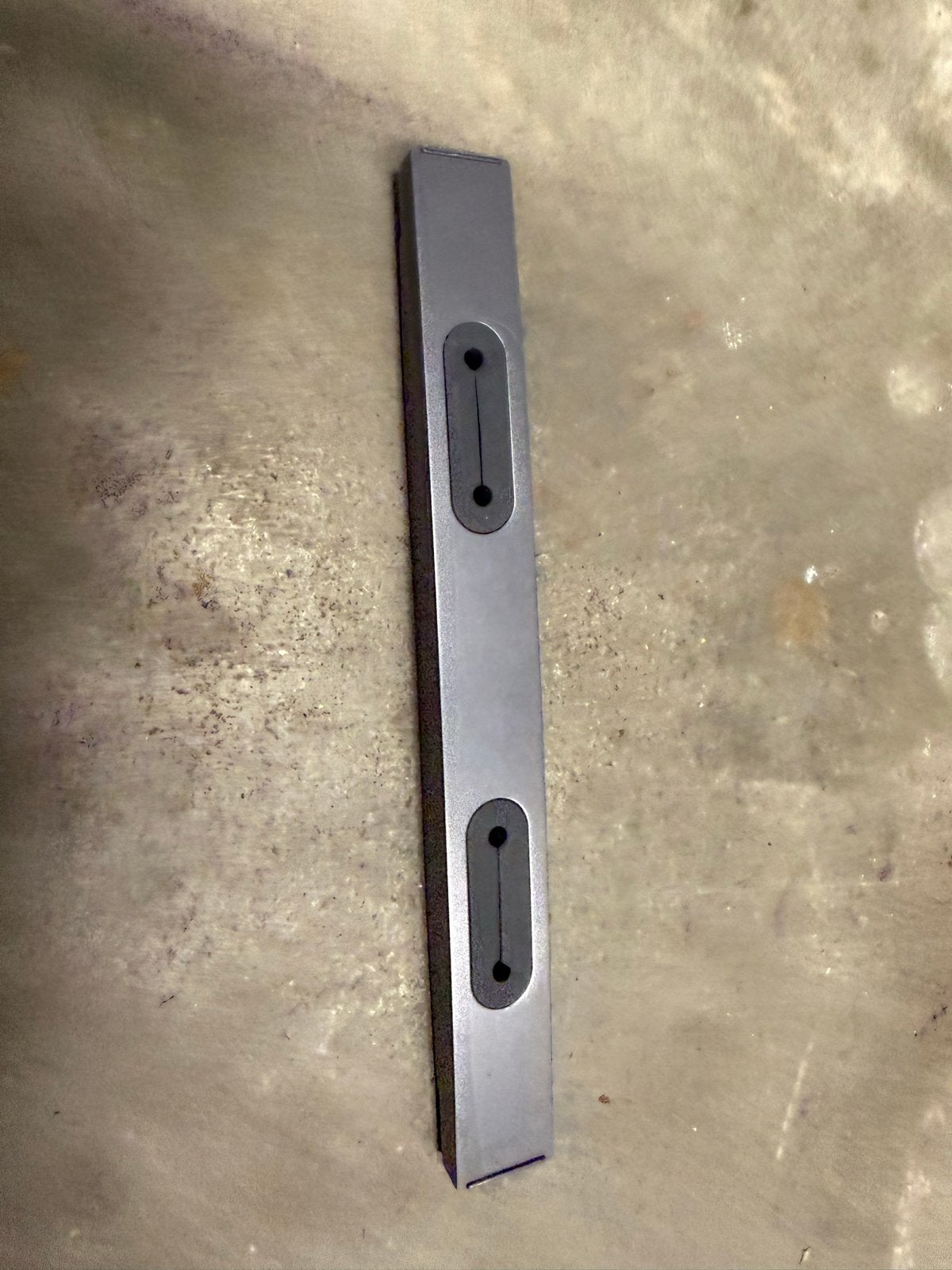 Tesla Model 3/Y Legacy Kabeldoorvoer Middenconsole, Ophalen of Verzenden, Gebruikt
