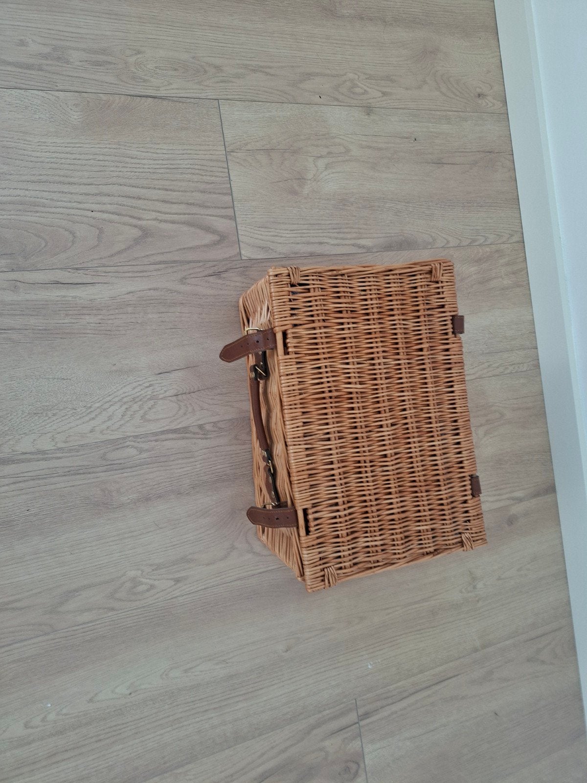 Nieuwe picknickmand met servies en deken - ongebruikt, Ophalen, Nieuw, Zonder inhoud