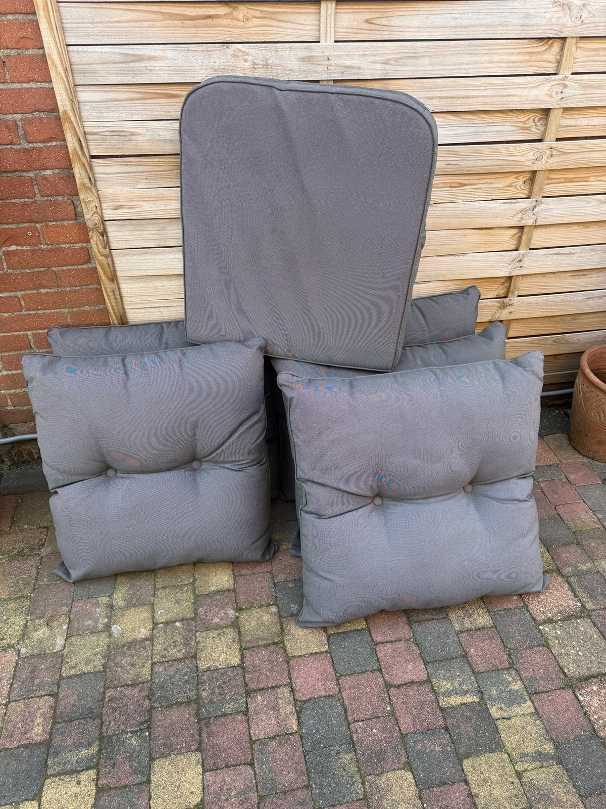 Gratis ophalen Tuinset kussen, Tuin en Terras, Ophalen, Zo goed als nieuw