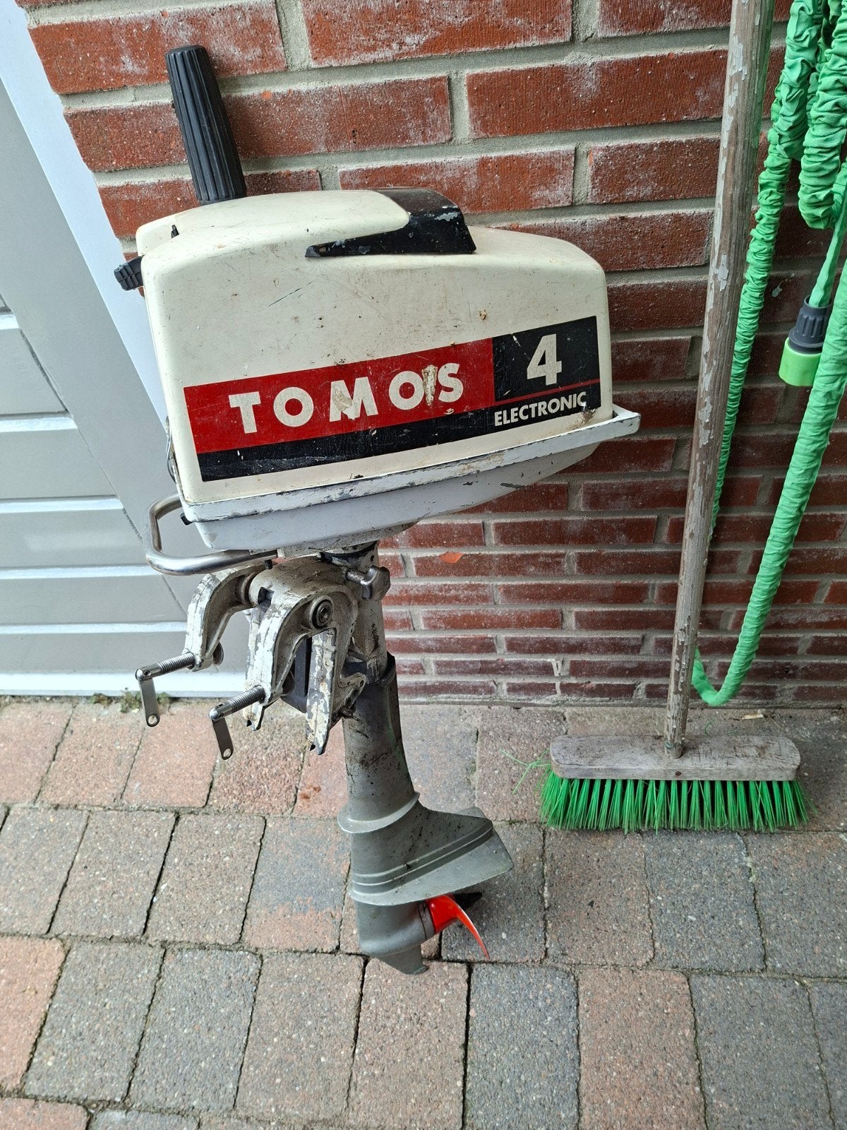 tomos buitenboordmotor, Ophalen, Zo goed als nieuw, Motor en Techniek, Zeilboot of Motorboot