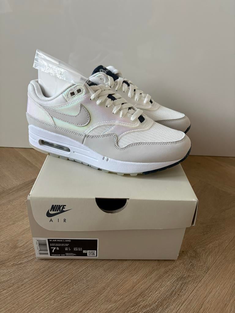 Nike Air Max 1 Air Max Day Special - Nieuw in doos (38,5), Ophalen of Verzenden, Nieuw, Wit, Sneakers of Gympen