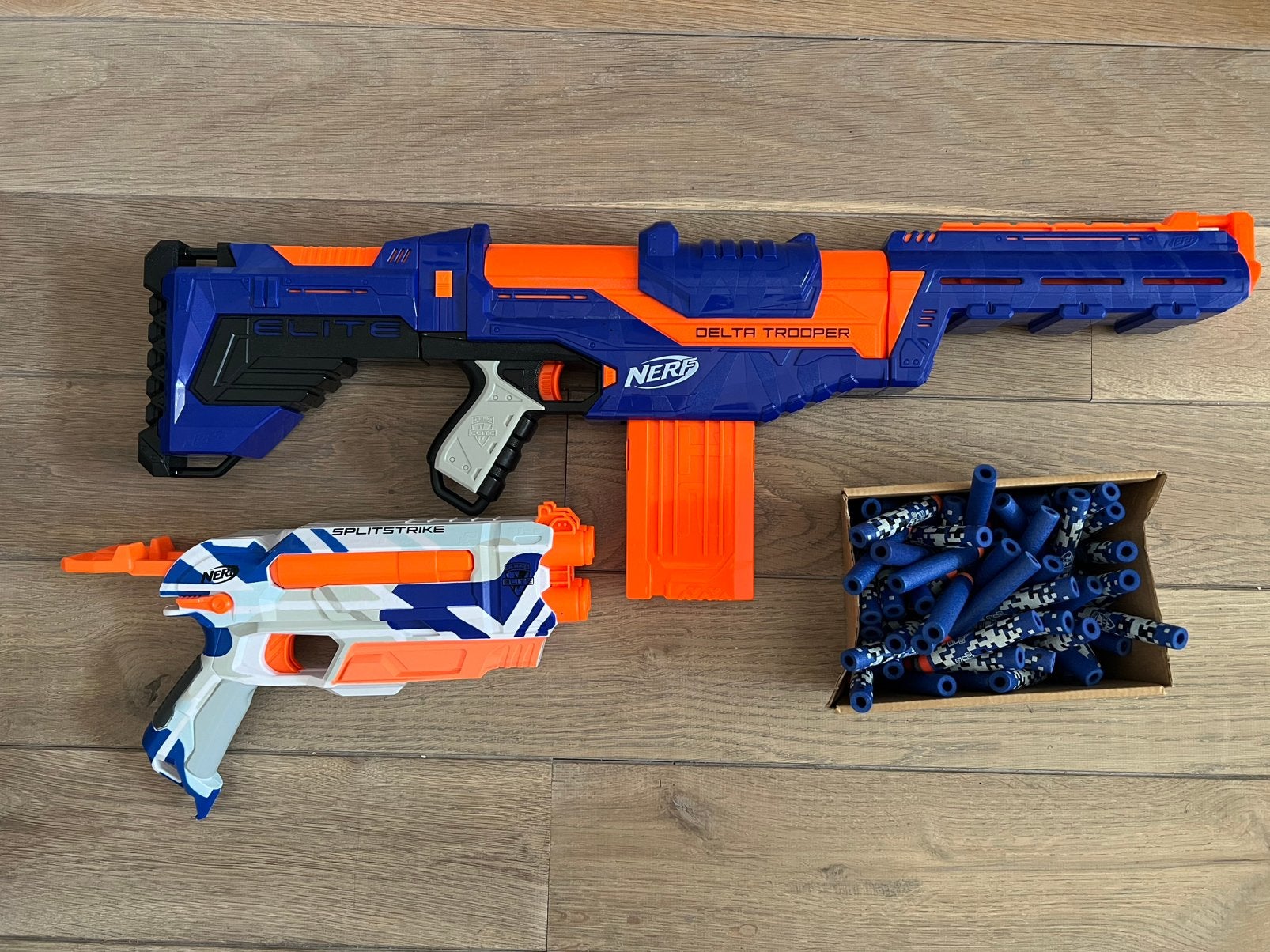 Nerf delta trooper en splitstrike + Nerf pijltjes, Ophalen of Verzenden, Zo goed als nieuw