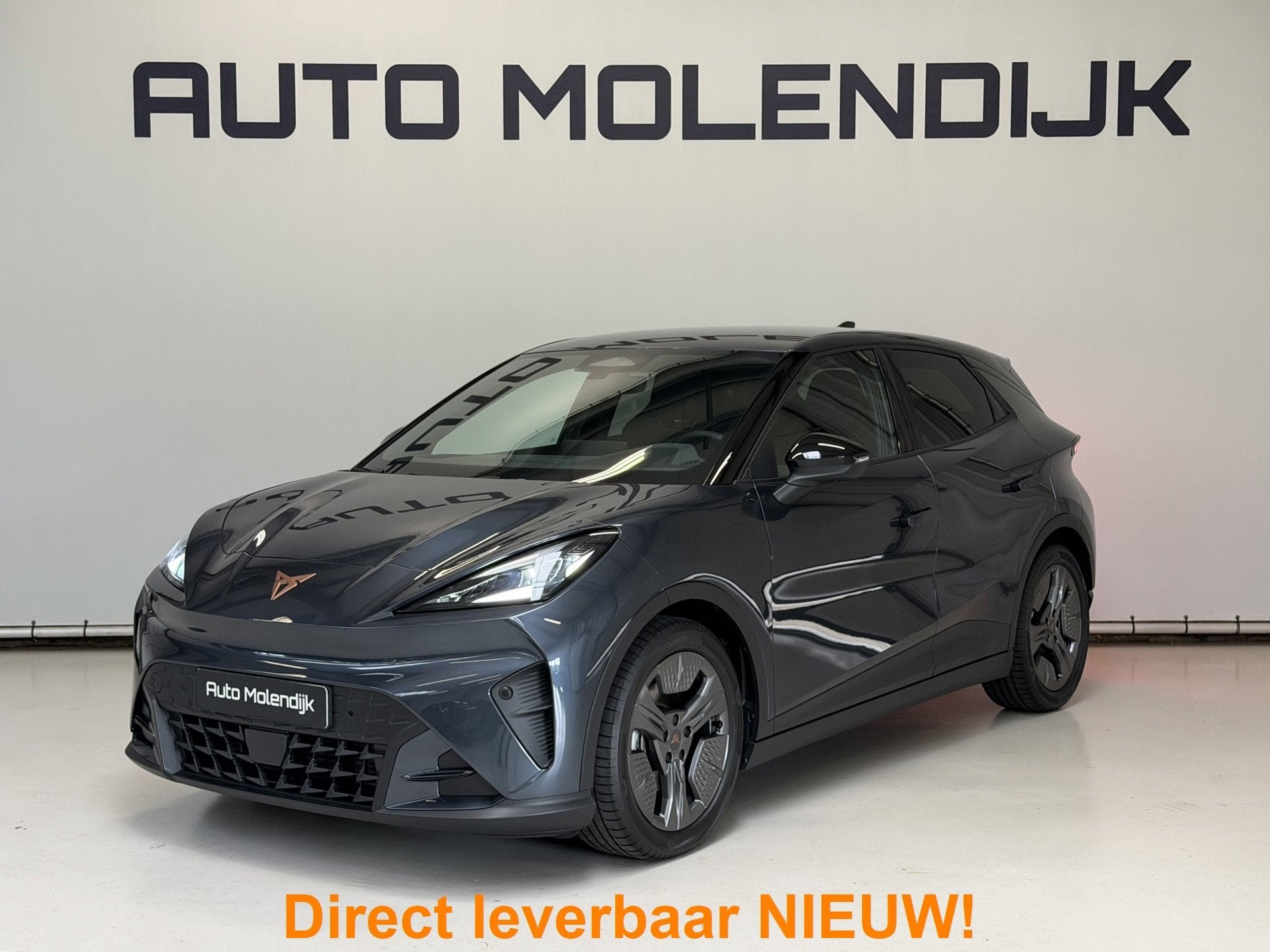 CUPRA Raval CUPRA Raval / 56 KWh / 211 PK / DIRECT LEVERBAAR, Auto's, Dealer onderhouden, Automatische klimaatregeling, 1589 kg