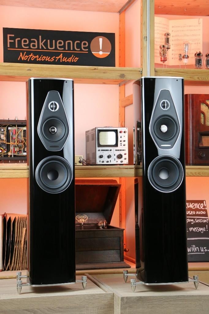 Sonus Faber Olympica Nova II / 2 demoset INRUIL OK.  BTW/VAT, Overige merken, Sonus Faber S.p.A., Via Antonio Vivaldi 15, 36061 Vicenza, Italy