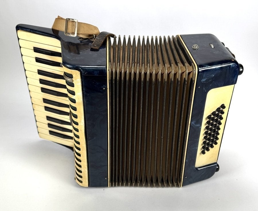 679. Accordeon, Firotti – Duitsland, midden 20e eeuw, Gebruikt, Met riemen, Toetsaccordeon, Ophalen