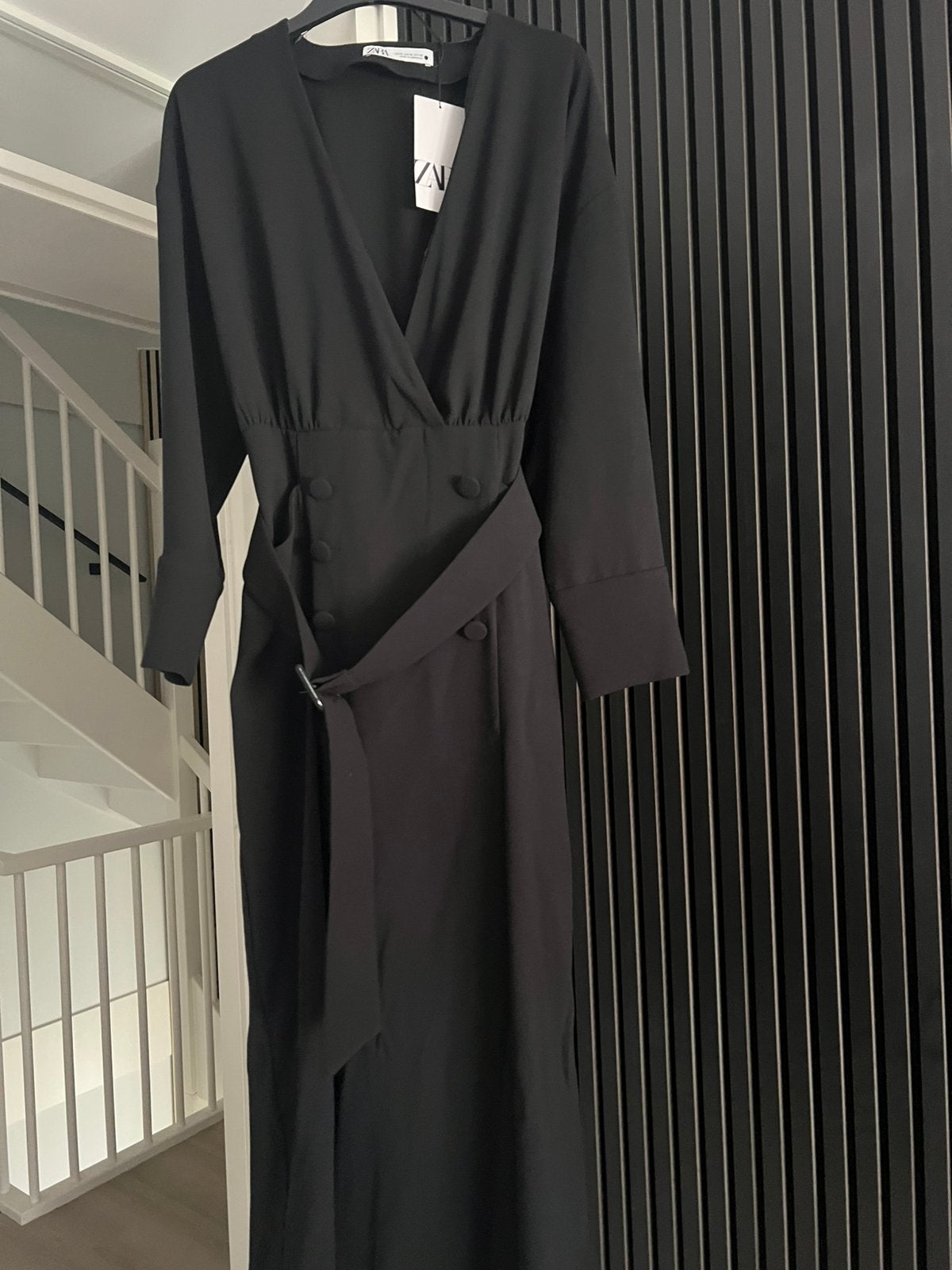Nieuw zwart Zara jurk XL, Ophalen of Verzenden, Nieuw, Zwart, Boven de knie
