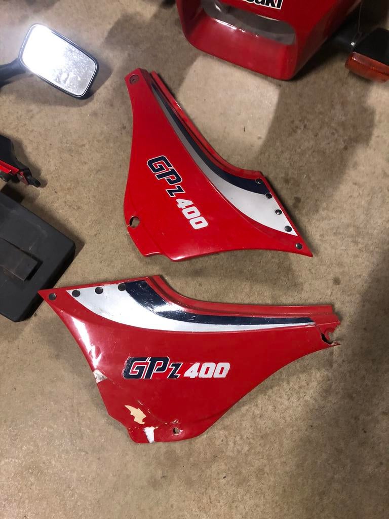 Kawasaki GPZ 400 1985-1989 Diverse kappen,Tank en zadel, Gebruikt, ., Ophalen of Verzenden, .