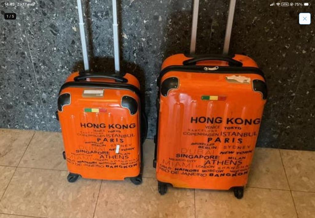 Koffer en trolley, 30 cm of meer, Minder dan 35 cm, Oranje, Ophalen of Verzenden