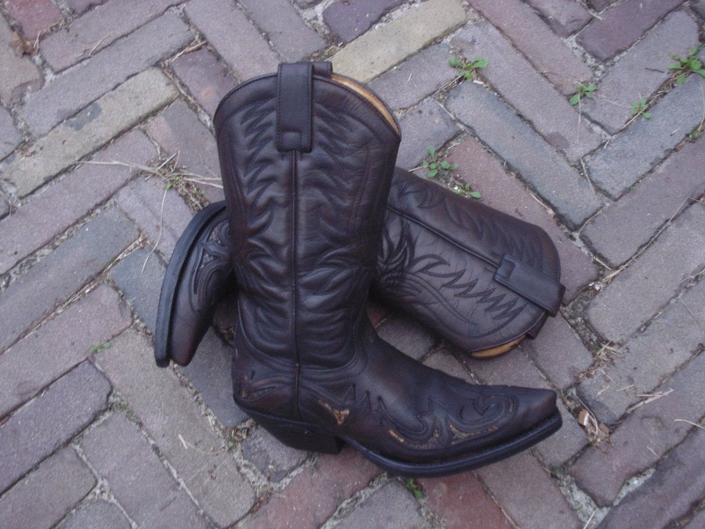 GRATIS VERZENDEN STOERE ZWART BRUINE SENDRA BOOTS MT 37, Verzenden, Zwart, Zo goed als nieuw, Hoge laarzen