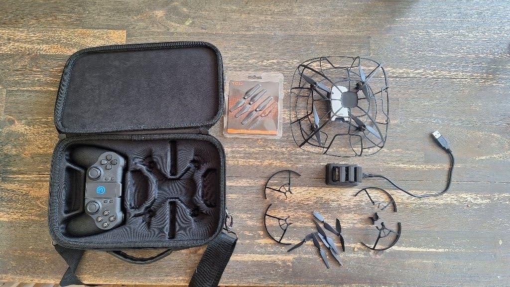 DJI Tello drone met extra's, Gebruikt, Cameradrone, Extra accu('s), Minder dan 100 meter