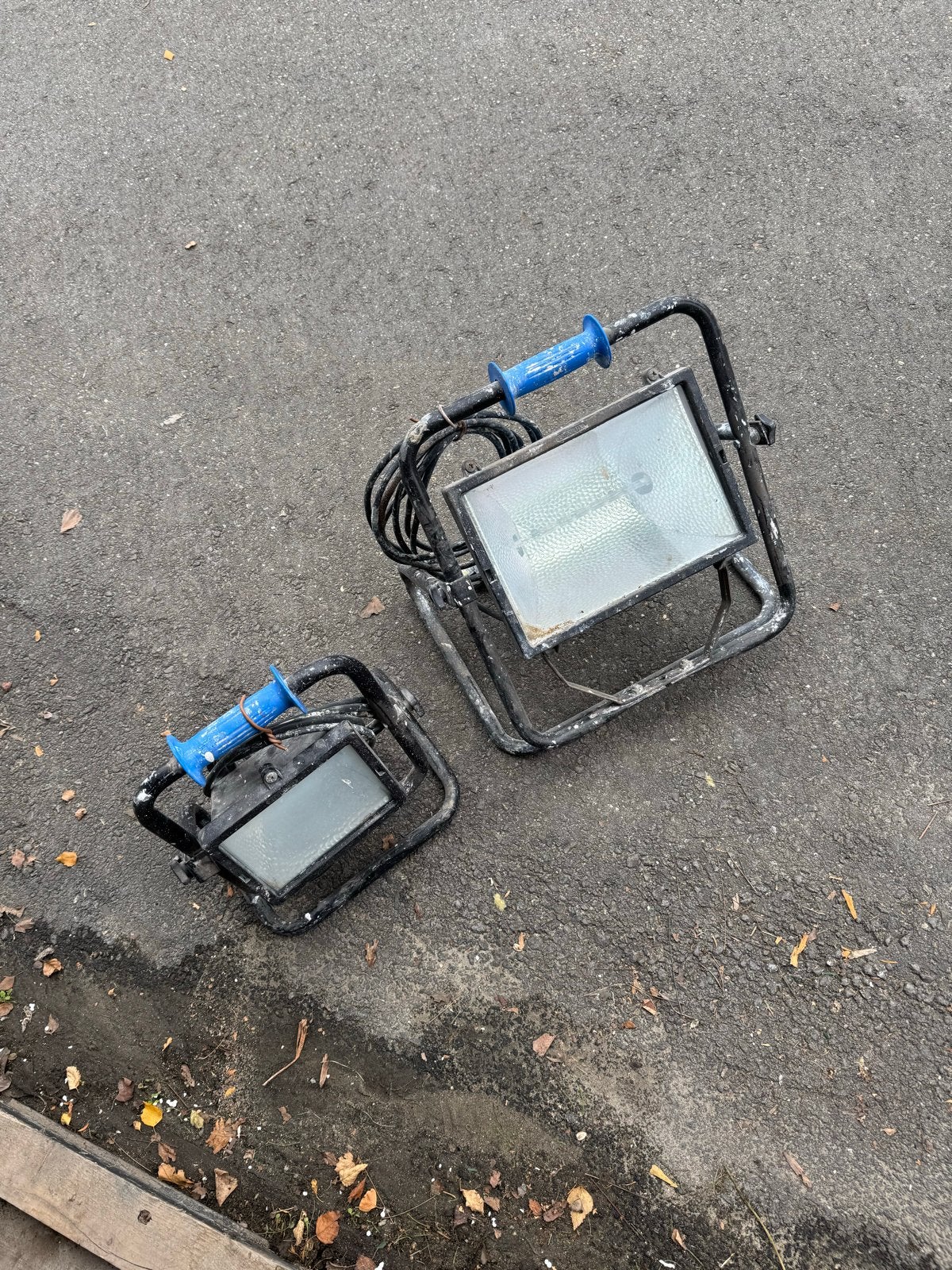 Twee bouwlampen: 500W en 1000W, Doe-het-zelf en Verbouw, Bouwverlichting, Ophalen, Gebruikt, 500 watt of meer, Lamp met armatuur