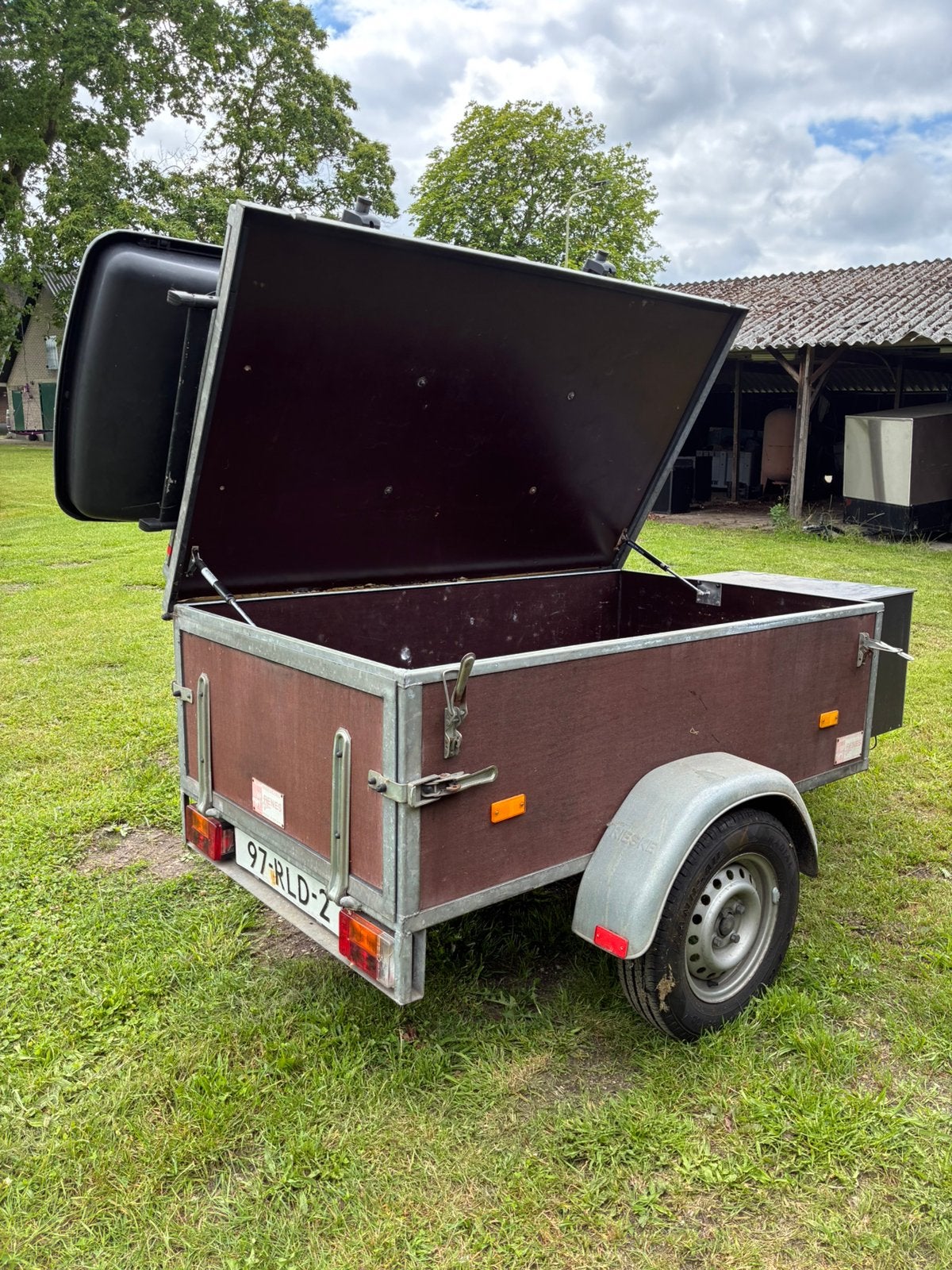 Te koop. Bagagewagen met dakkoffer, Ophalen, Gebruikt