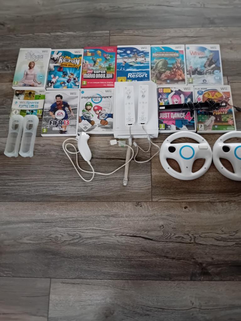 Wii Console Bundel met 10 Spellen en Accessoires, Spelcomputers en Games, Games | Nintendo Wii, Avontuur en Actie, Gebruikt, Ophalen of Verzenden