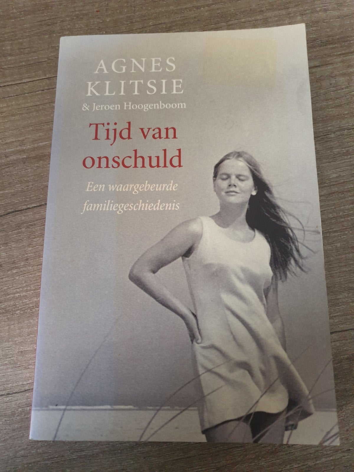 Tijd van onschuld - Agnes Klitsie & Jeroen Hoogenboom, Boeken, Biografieën, Gelezen, Overige, Ophalen of Verzenden
