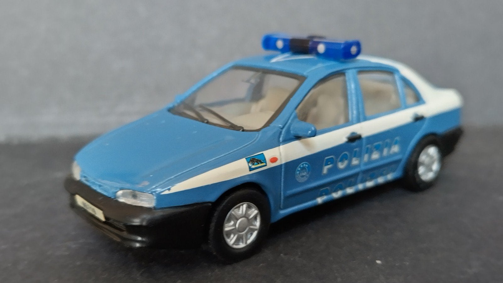 Fiat Marea Polizia 1:43 Maisto Pol, Overige merken, Auto, Verzenden, Zo goed als nieuw