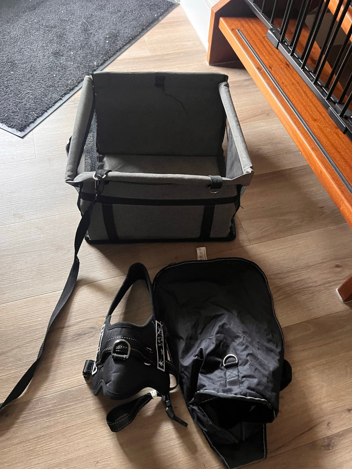 Reismand hond (40cm breed, 30cm diep, 20cm hoog), Ophalen, Zo goed als nieuw