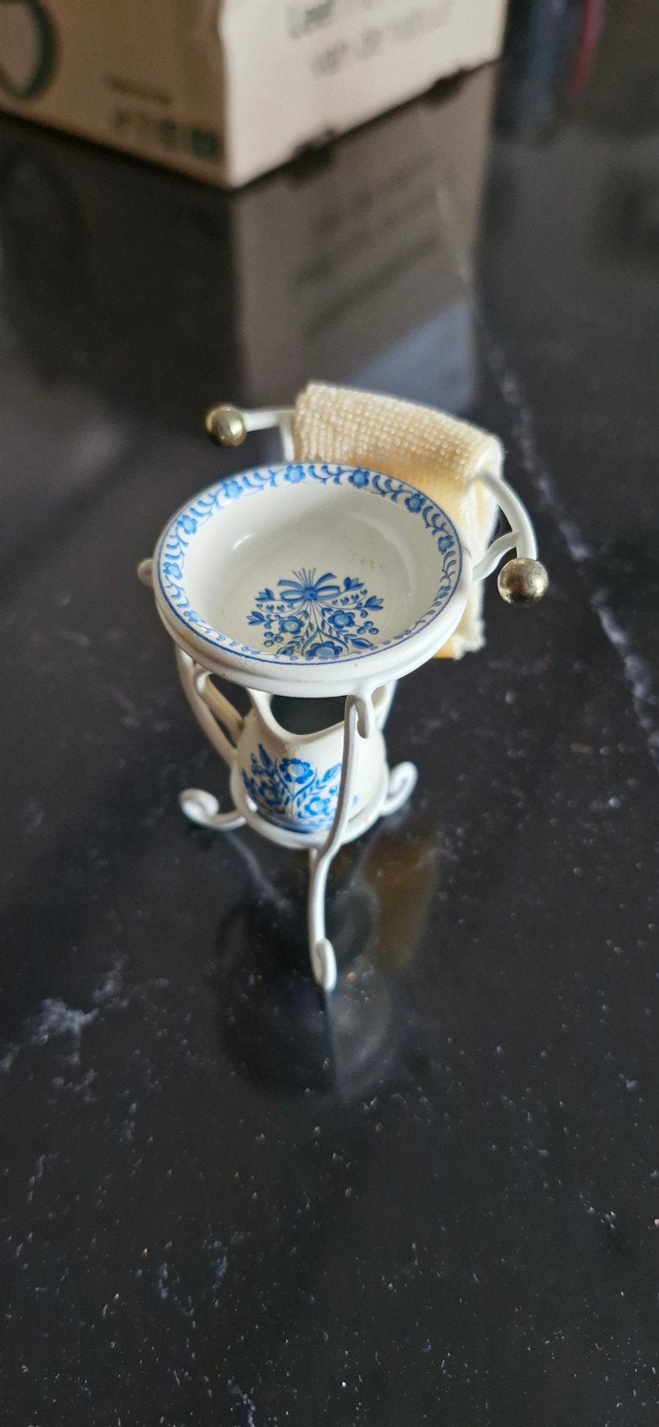 Bodo Henning Miniatuur Wasstel - Poppenhuis Accessoire, Ophalen of Verzenden, Zo goed als nieuw, Decoratie