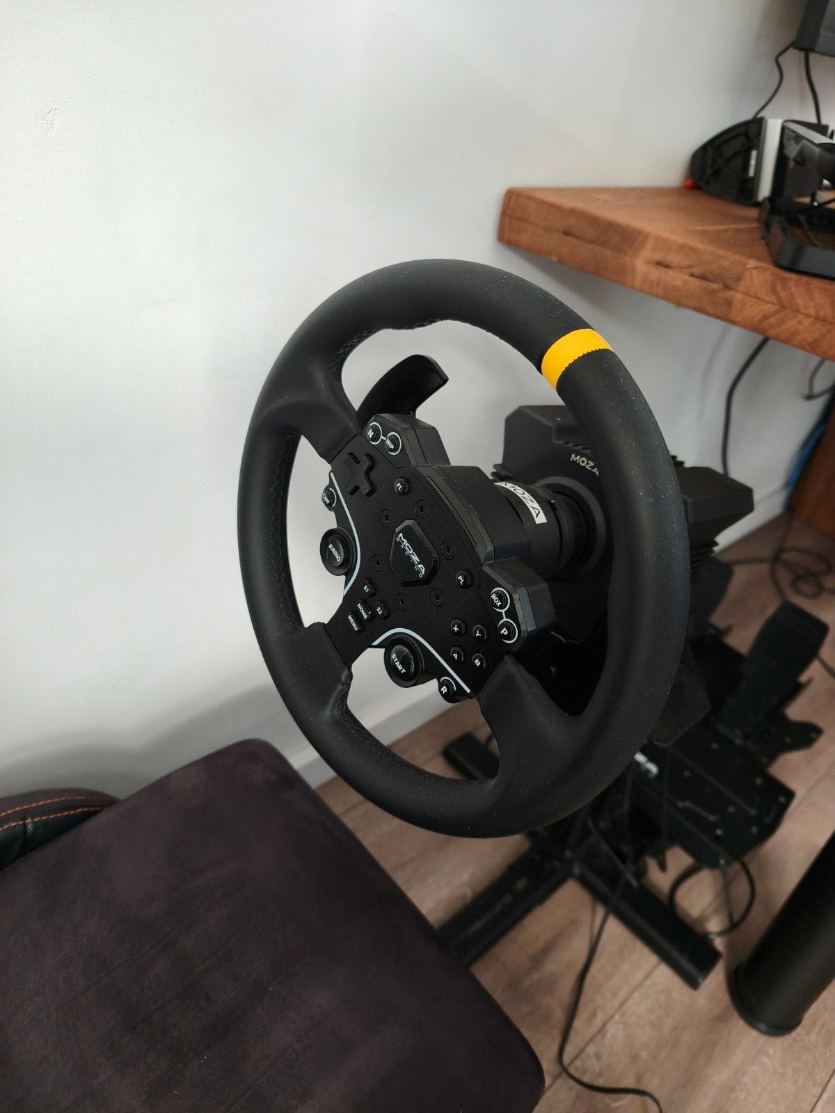 Moza R5 Racing Simulator Set met Playseat en Handrem, Ophalen, Overige merken, Zo goed als nieuw