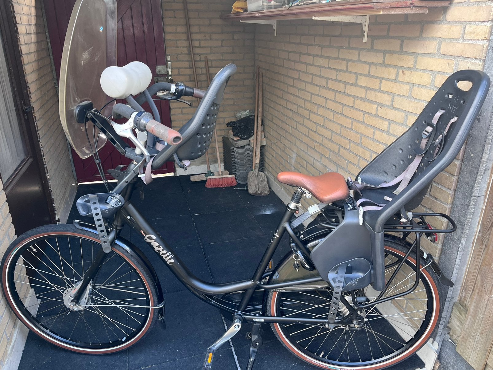Gazelle bloem moederfiets, Ophalen, 2 zitjes, 56 cm of meer, Zo goed als nieuw