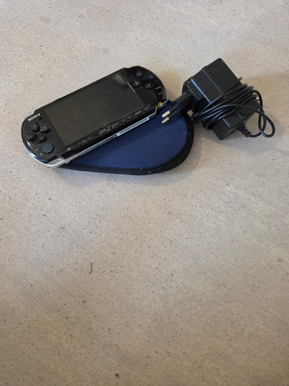 psp/playstation portable., Ophalen of Verzenden, Zo goed als nieuw, Zwart, PSP