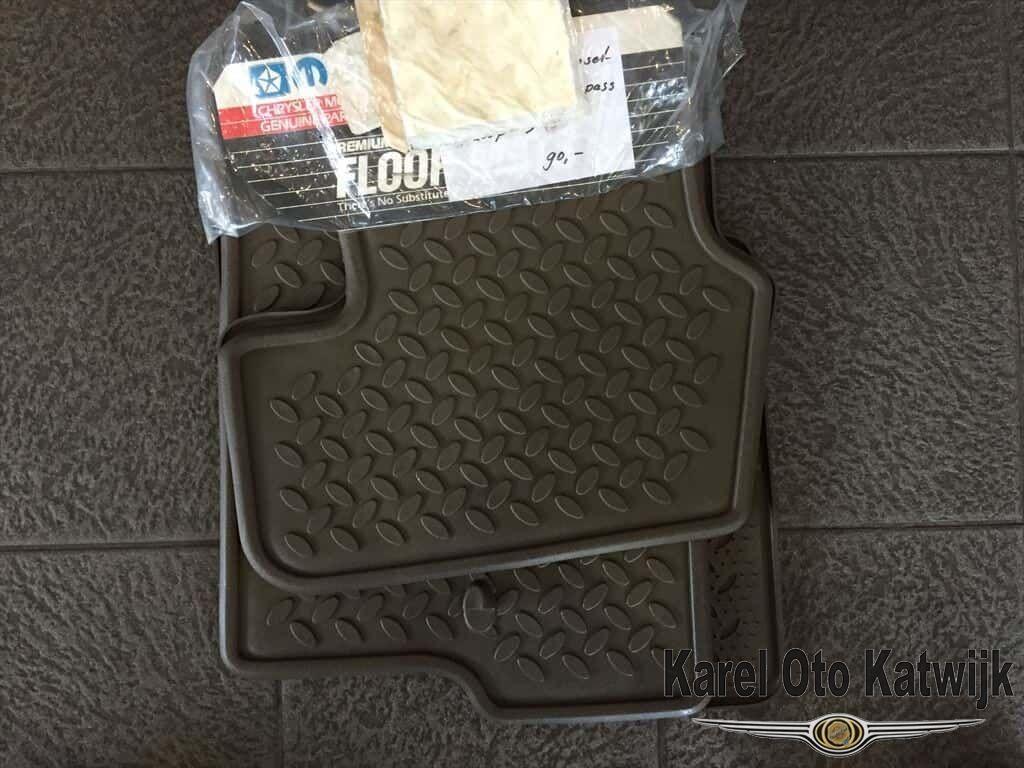 All weather mattenset Jeep Compas beige vanaf 2007, Auto-onderdelen, Interieur en Bekleding, Jeep, -, -, Nieuw