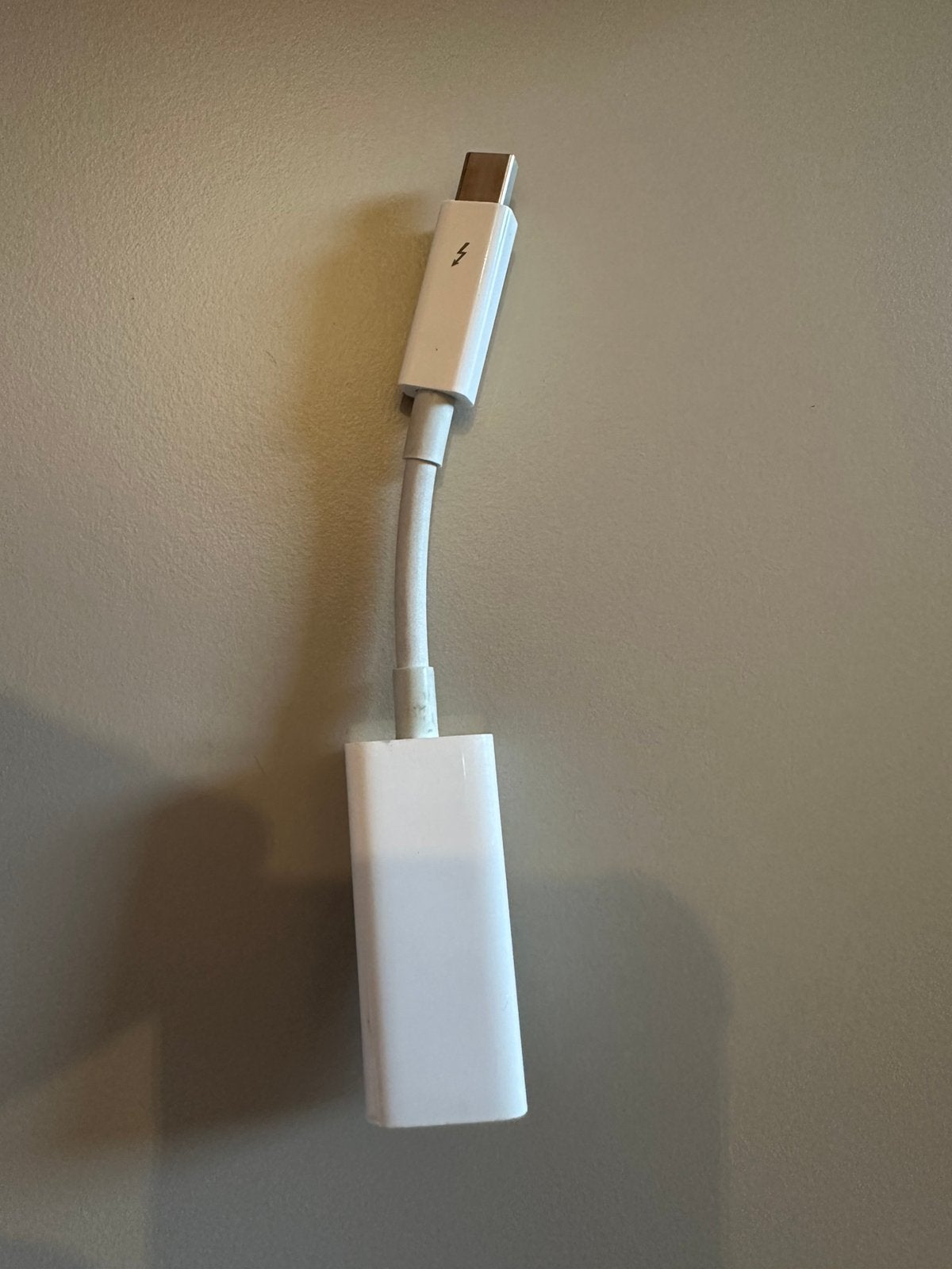 Apple thunderbolt naar Gigabit Ethernet Adapter GRATIS VERZ, Verzenden, Zo goed als nieuw