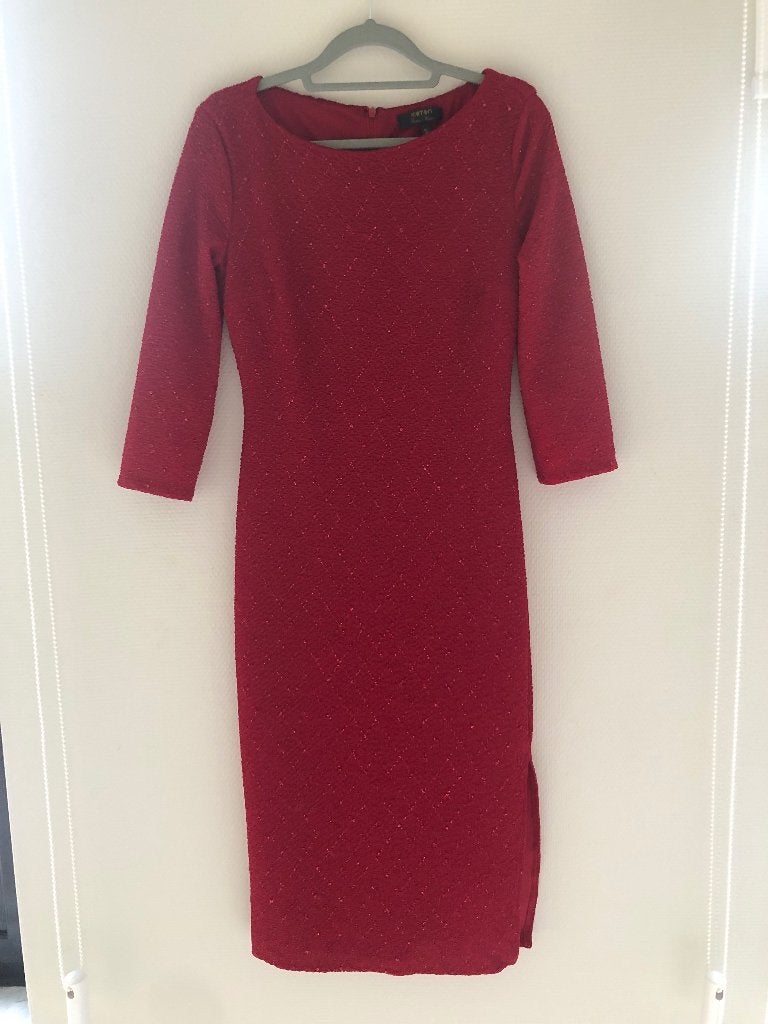 Koton party wear dress - size S - red glitter, Kleding | Dames, Ophalen of Verzenden, Zo goed als nieuw, Knielengte, Maat 36 (S)