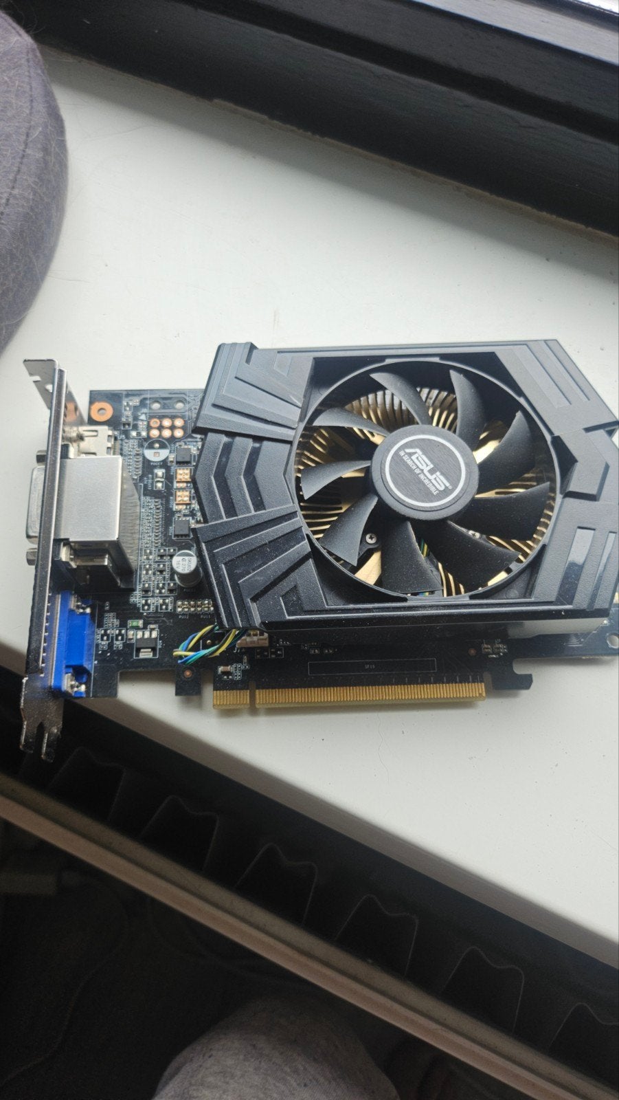 ASUS GeForce GTX 750 Ti 2GB GDDR5 – videokaart GPU, Ophalen, PCI-Express 3, Gebruikt, HDMI