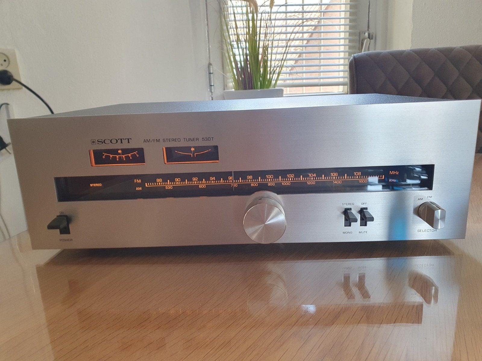 Scott AM/FM Stereo Tuner, Ophalen of Verzenden, Zo goed als nieuw, Analoog