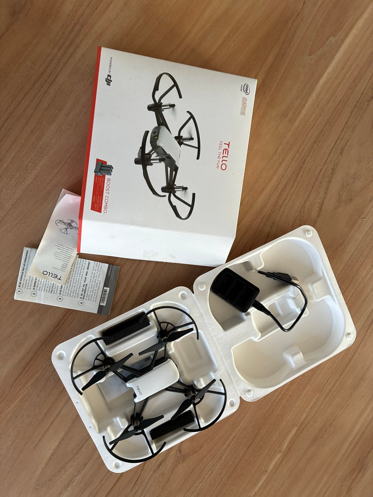 DJI Tello Boost Combo drone met 2 accu's, Gebruikt, Basiskwaliteit, Extra accu('s), Minder dan 100 meter