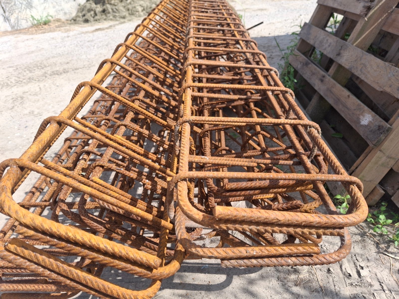 Te koop 10 x fundering korven 8 mm, 100 liter of meer, Ophalen of Verzenden, Transportkar