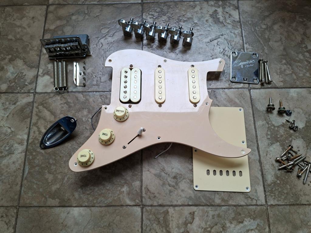 Stratocaster onderdelen, Muziek en Instrumenten, Ophalen of Verzenden, Gebruikt, Elektrische gitaar