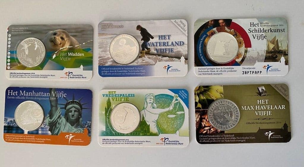Set van 6 officiële €5,- Herdenkingsmunten in Coincard (KNM), Postzegels en Munten, Ophalen of Verzenden, Koningin Beatrix, Euro's