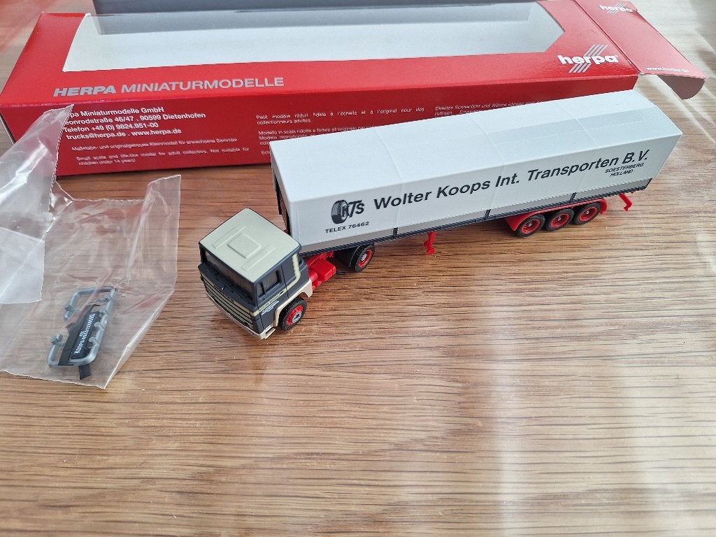 Herpa Scania 141 Wolter Koops, Ophalen, Zo goed als nieuw, Bus of Vrachtwagen, Herpa