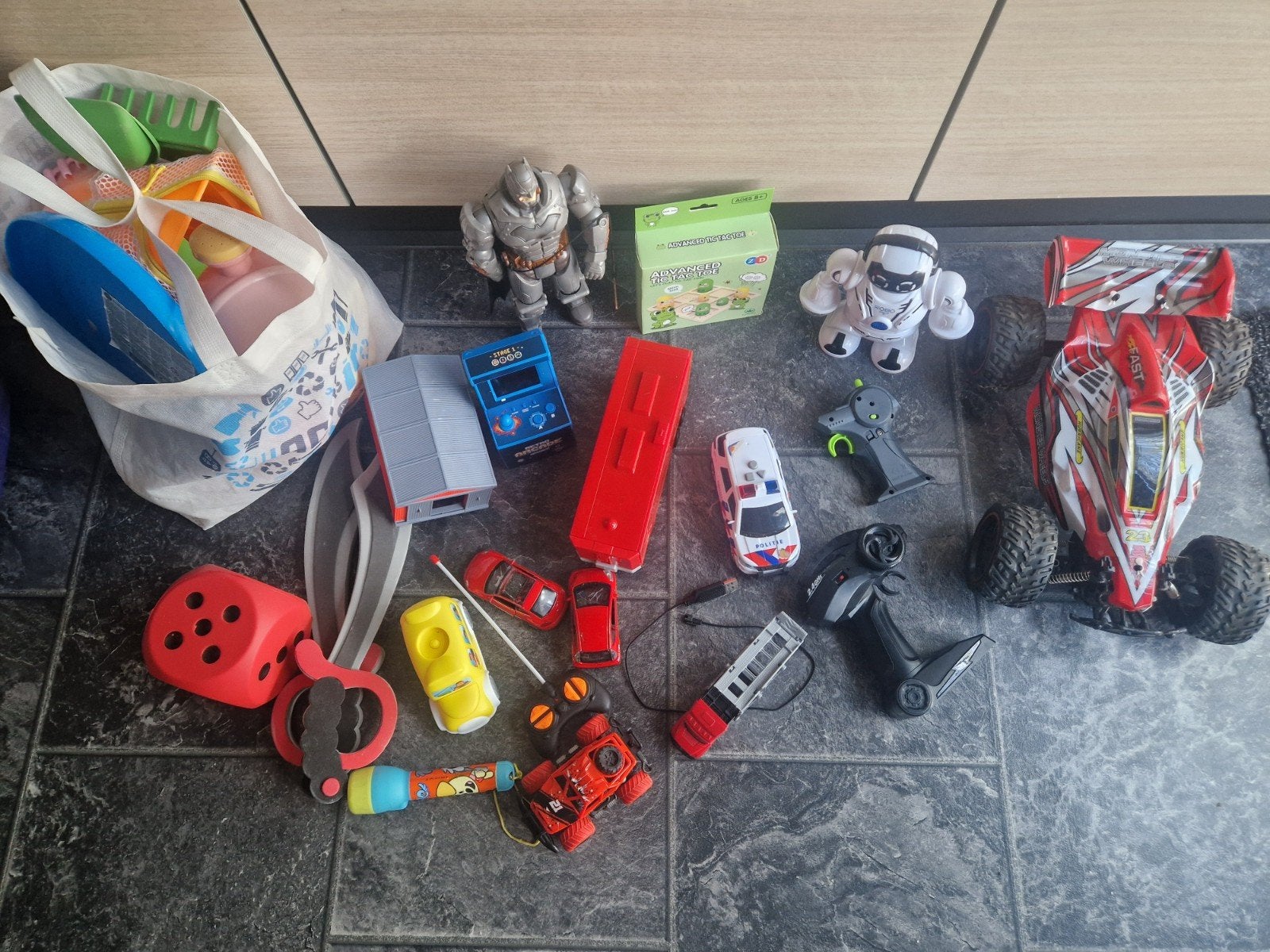 Gratis diverse speelgoed, inclusief tas met zandspeelgoed, Kinderen en Baby's, Speelgoed | Overig, Ophalen, Gebruikt, Jongen of Meisje